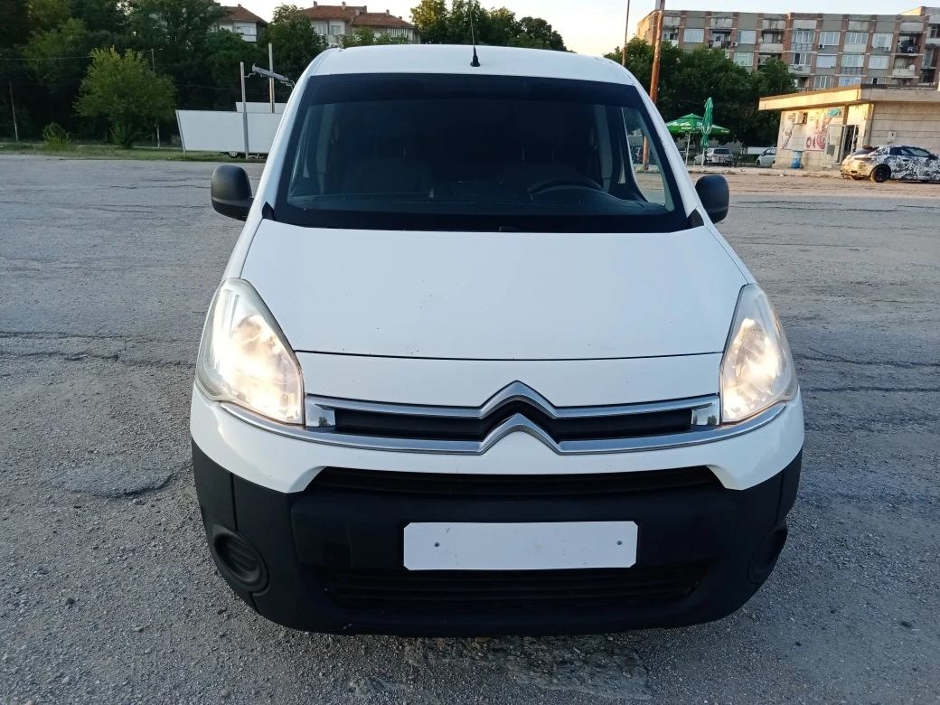 Citroen Berlingo 1.6HDI Климатик, снимка 3 - Автомобили и джипове - 55388057