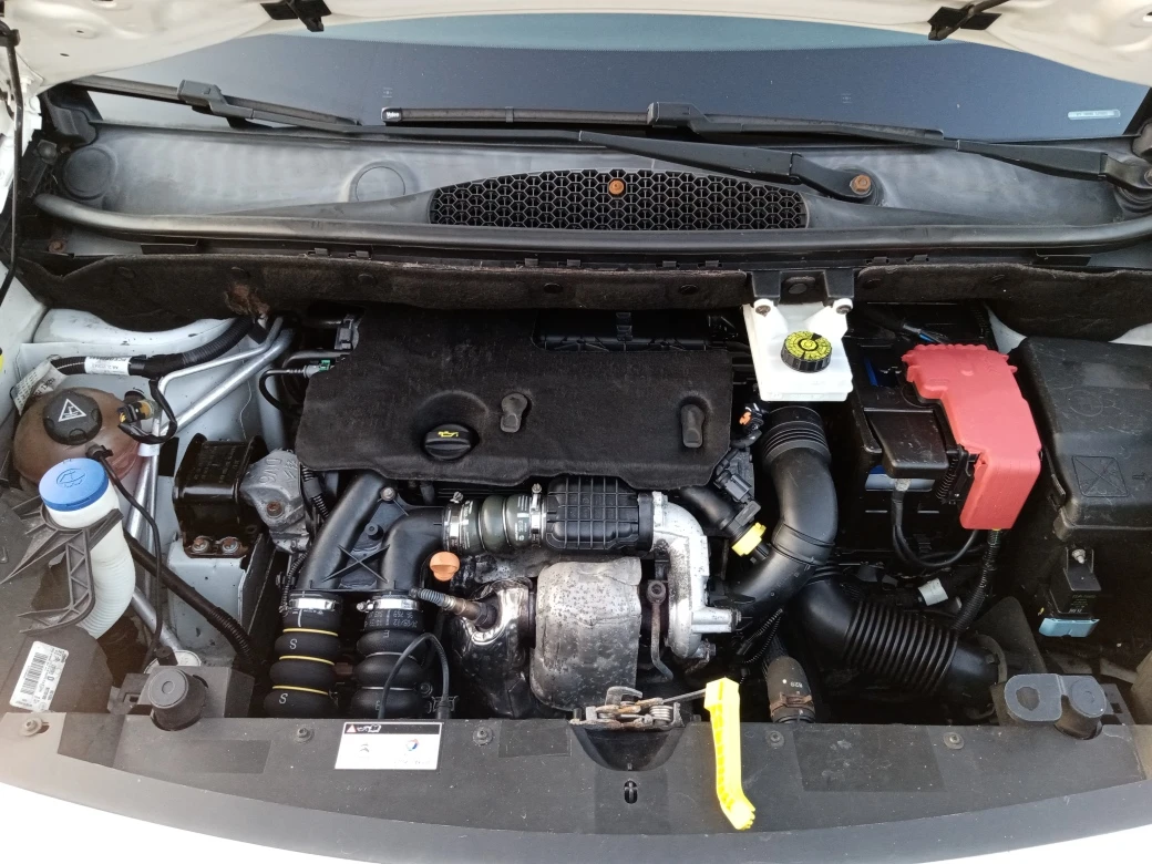 Citroen Berlingo 1.6HDI Климатик, снимка 10 - Автомобили и джипове - 55388057
