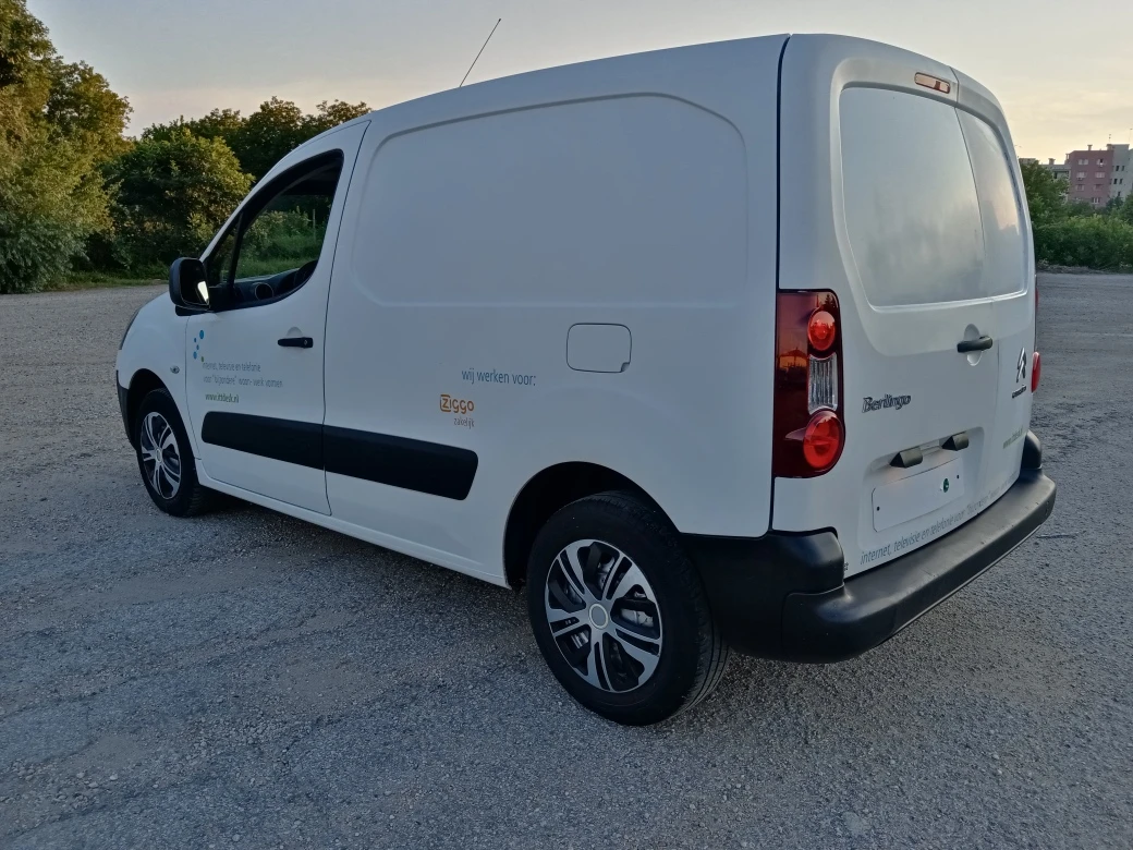 Citroen Berlingo 1.6HDI Климатик, снимка 4 - Автомобили и джипове - 55388057