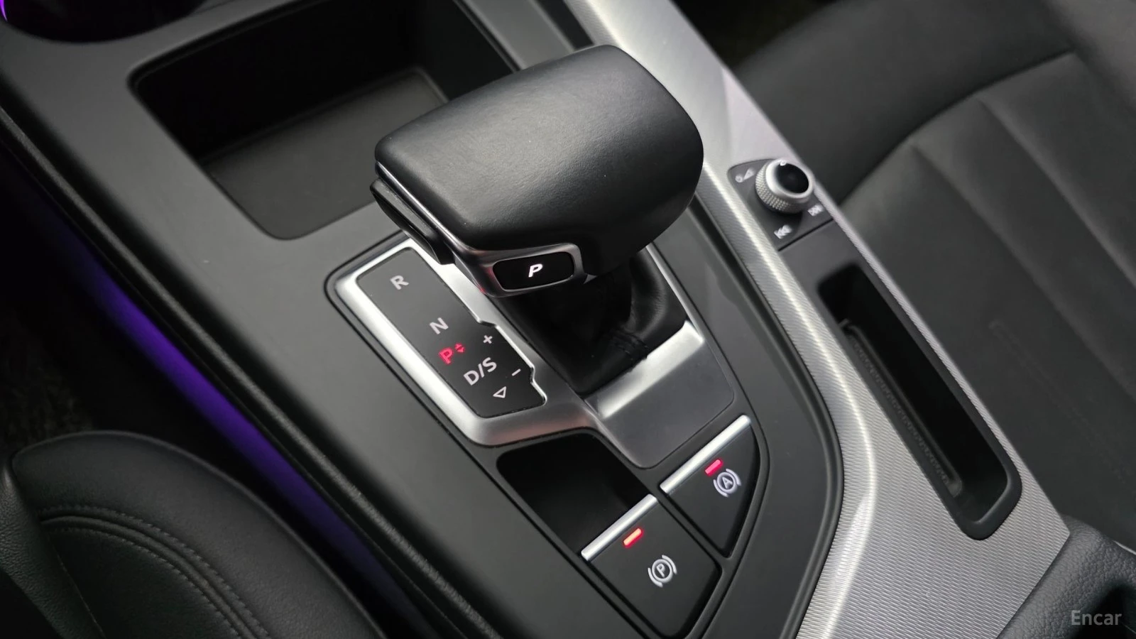 Audi A5 40 TFSI QUATTRO SPORTBACK, снимка 7 - Автомобили и джипове - 55465899