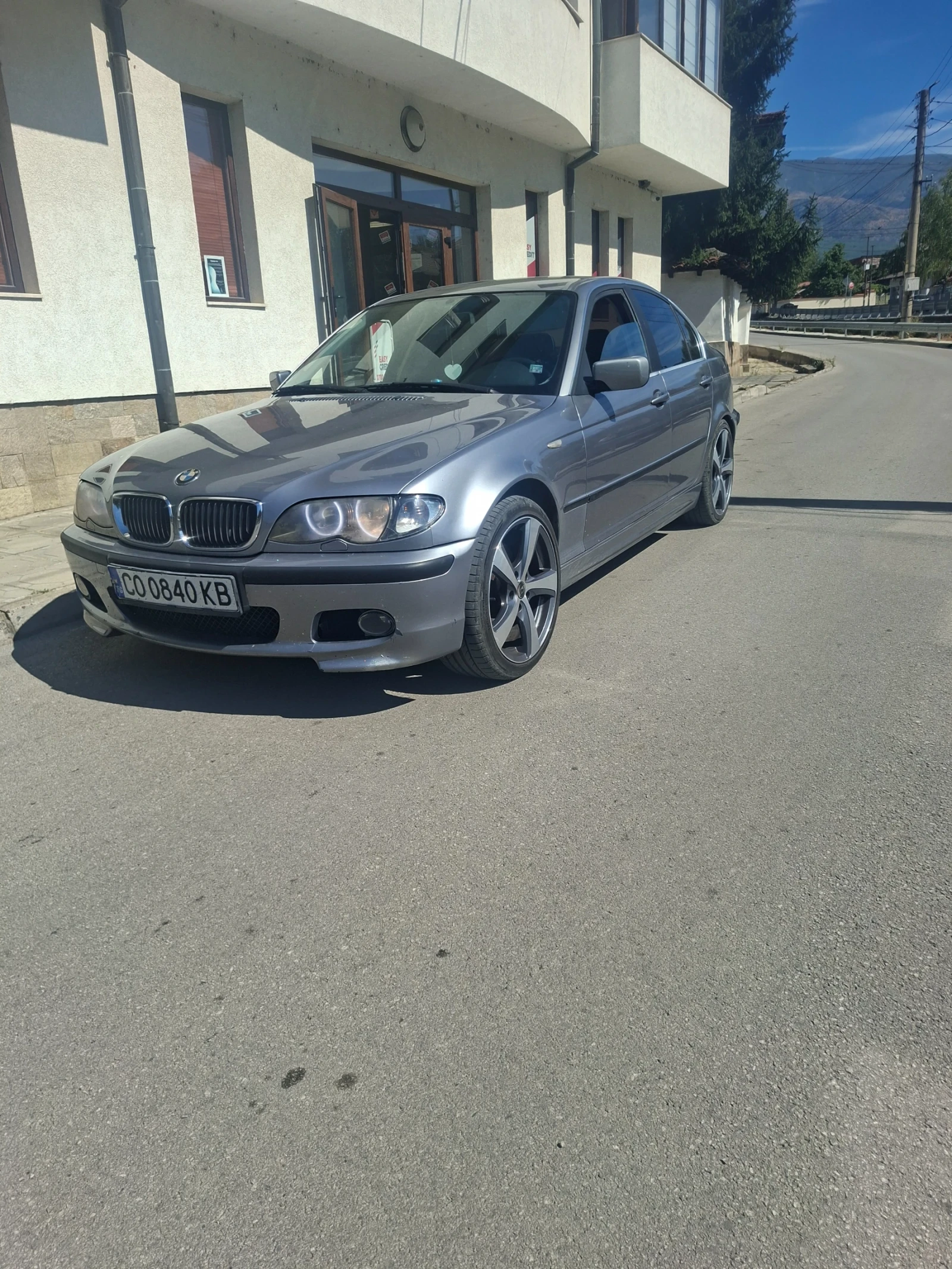 BMW 330 3.0 204 4x4, снимка 4 - Автомобили и джипове - 55723065