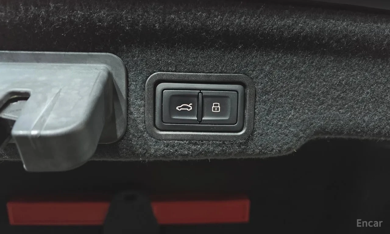 Audi A8 * 60 TDI Quattro * ЦЕНА ДО БГ, снимка 14 - Автомобили и джипове - 56129240
