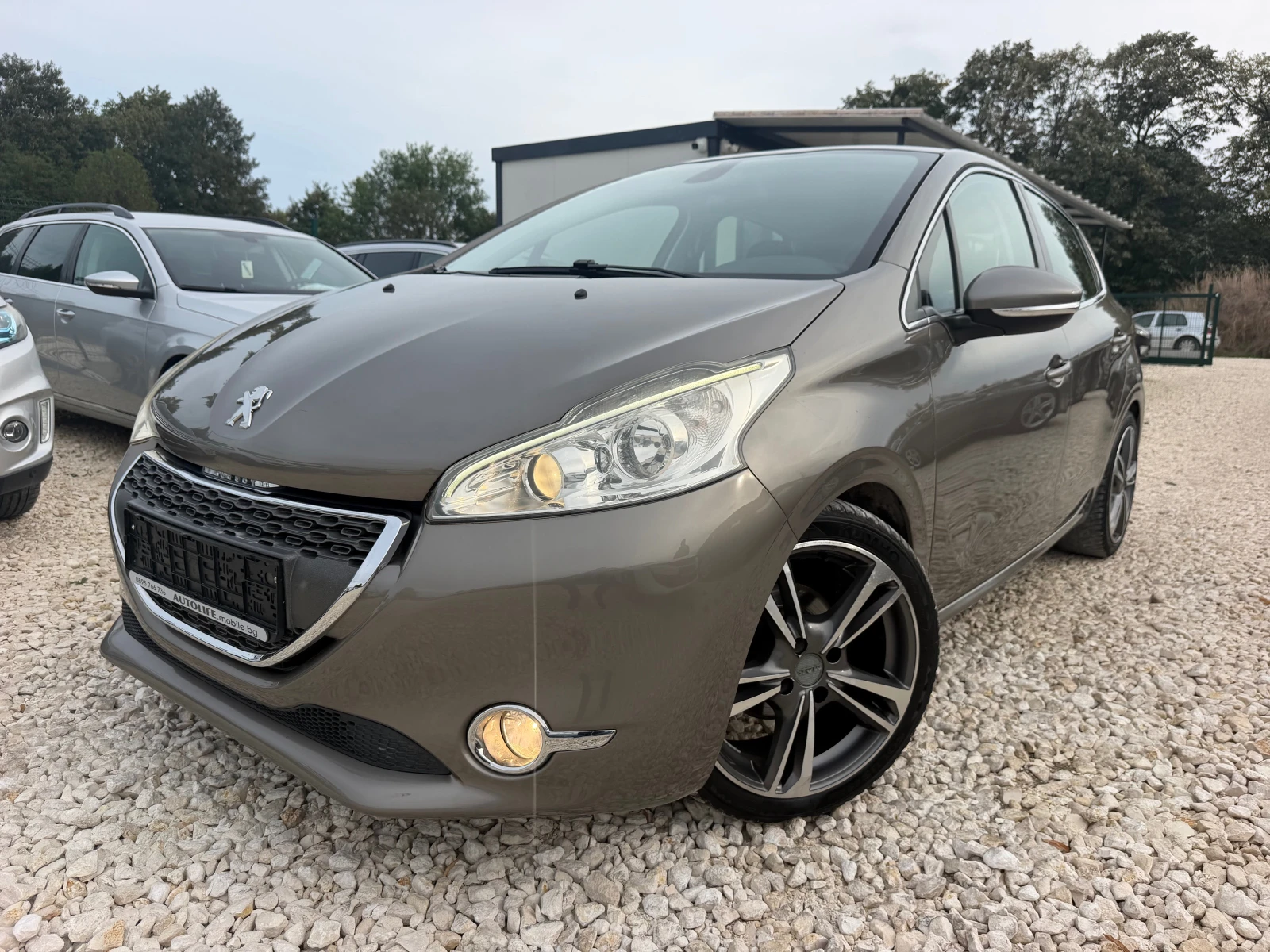 Peugeot 208 1.2VTI 82 CV 5P ALLURE
