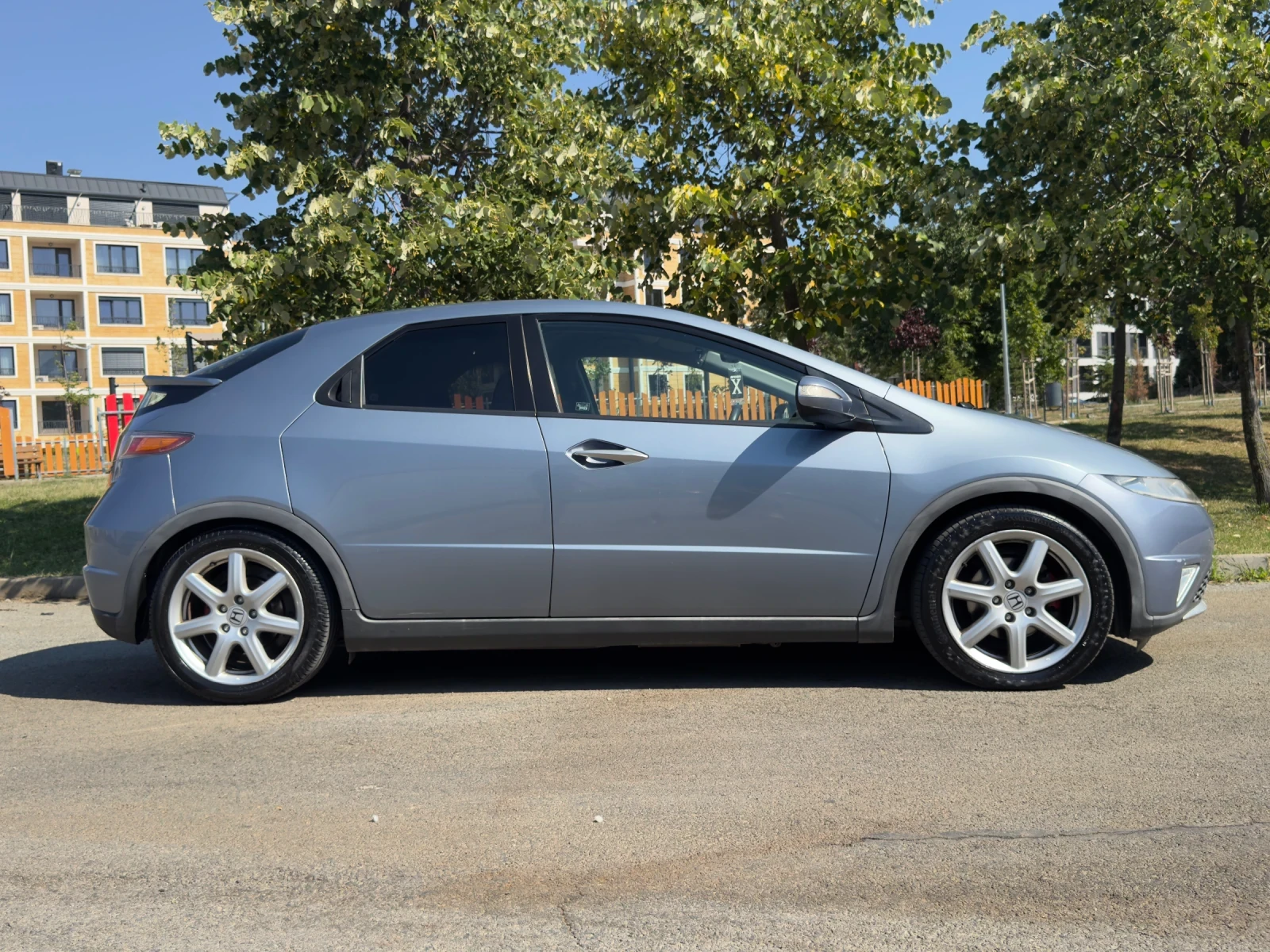 Honda Civic 2.2 cdti, снимка 2 - Автомобили и джипове - 56318779
