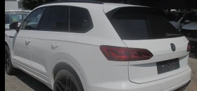     VW Touareg 3.0D R-LINE