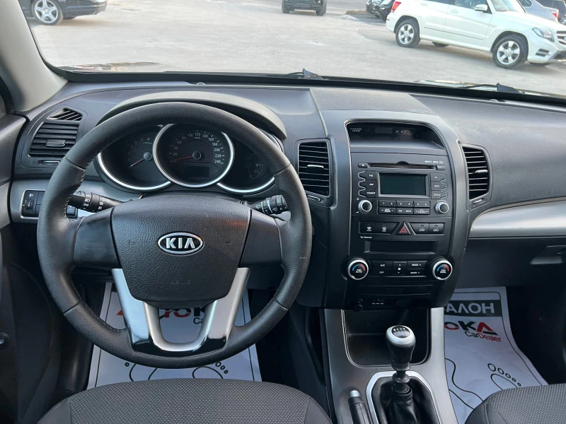 Kia Sorento 2.2CRDI-197кс= 4х4= 6СКОРОСТИ= EURO 5A= ПАРКТРОНИК, снимка 11 - Автомобили и джипове - 42598525