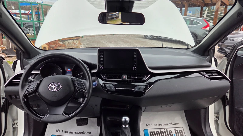 Toyota C-HR 1.8 HYBRID, снимка 11 - Автомобили и джипове - 52681375