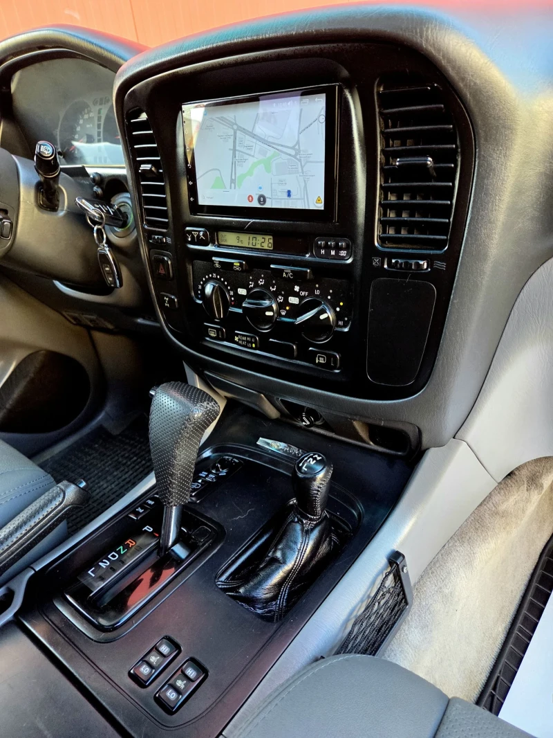Toyota Land cruiser 4.7i V8 LPG В отлично състояние!, снимка 13 - Автомобили и джипове - 52751778