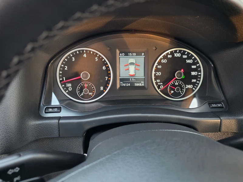 VW Tiguan 2.0TSI-211к.с EURO 5-4x4-АВТОМАТИК-ШВЕЙЦАРИЯ, снимка 9 - Автомобили и джипове - 52818182
