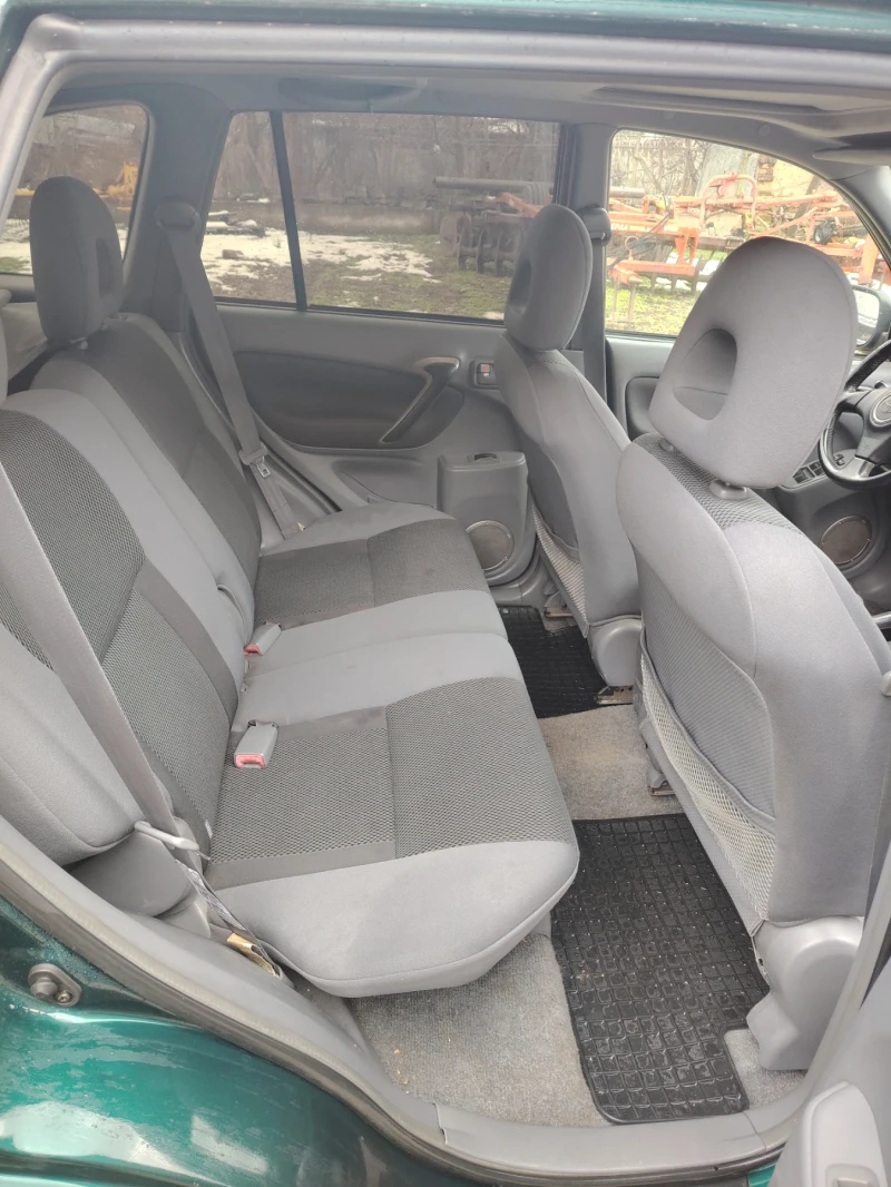 Toyota Rav4, снимка 7 - Автомобили и джипове - 52965553