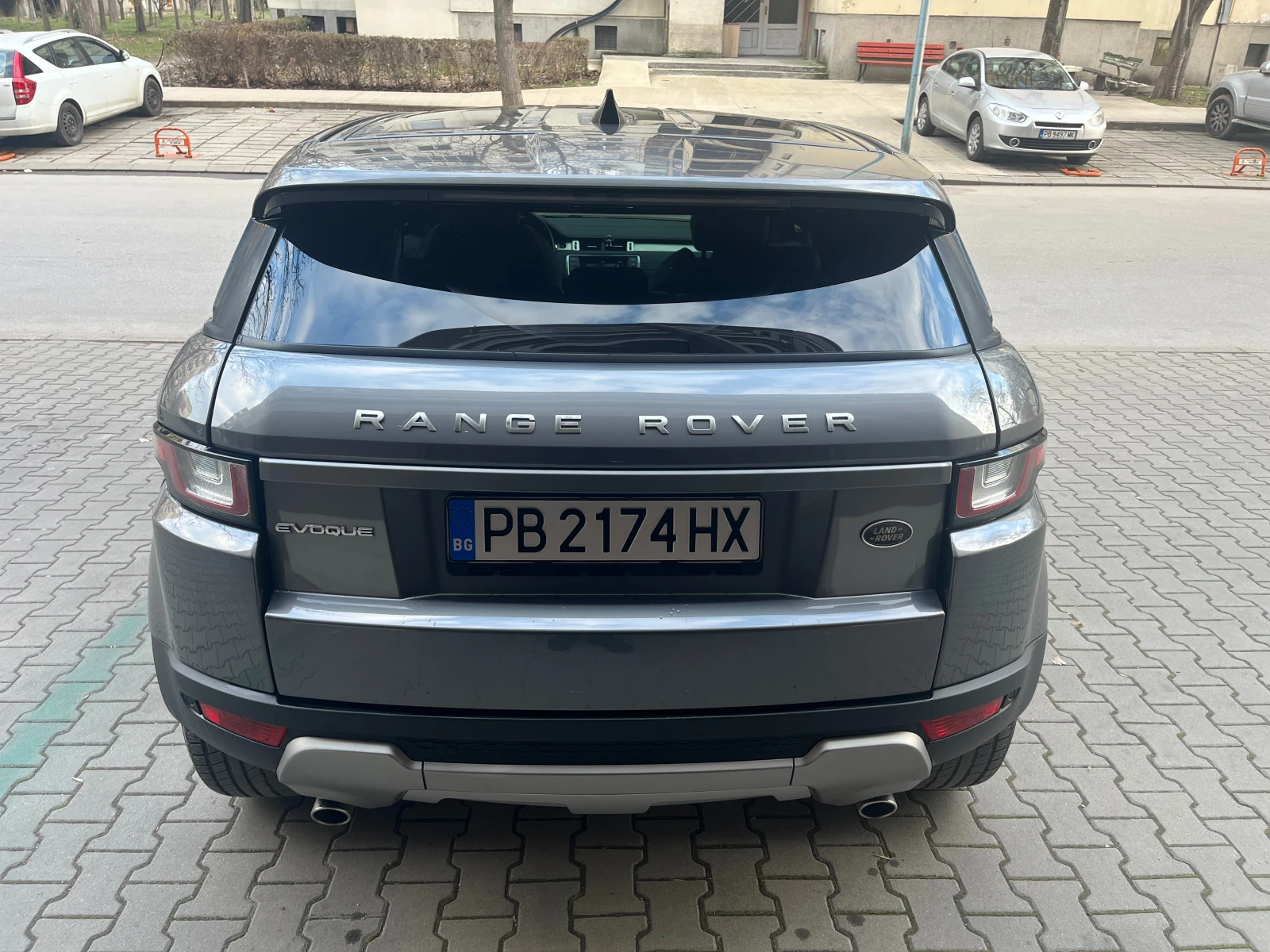 Land Rover Range Rover Evoque 2.0D 4x4 - изображение 6