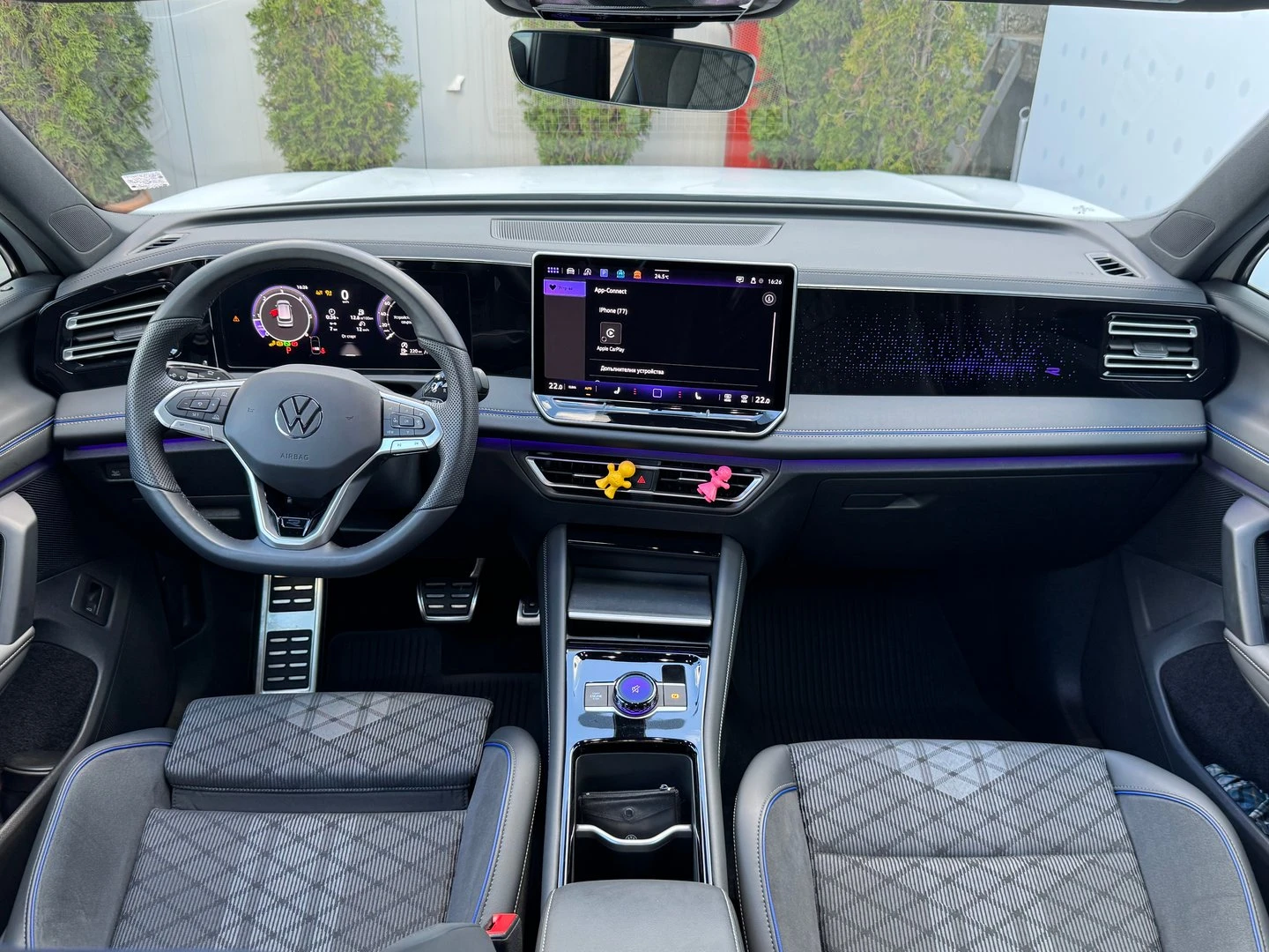 VW Tiguan R-Line 2.0 TDI SCR 4MOTION DSG | Mobile.bg   7