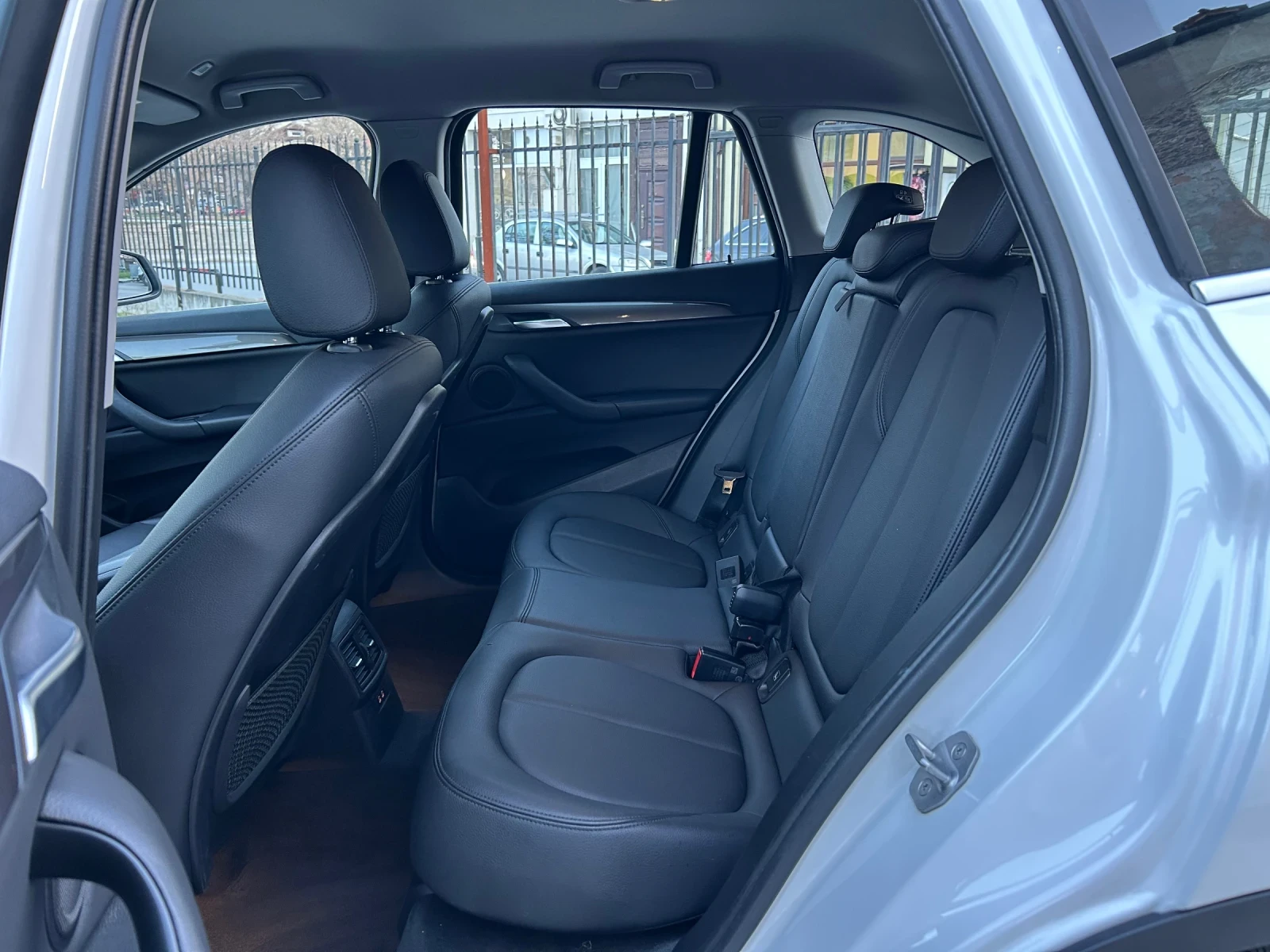 BMW X1 1.8xDRIVE * FACELIFT X-LINE * HEADS UP * ��������� | Mobile.bg � ����������� 10