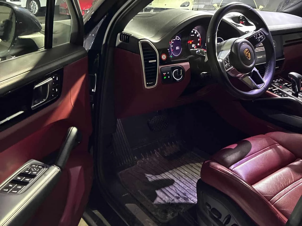 Porsche Cayenne /MATRIX/BOSE/360/DISTRONIC/ОБДУХВАНЕ , снимка 5 - Автомобили и джипове - 54053933