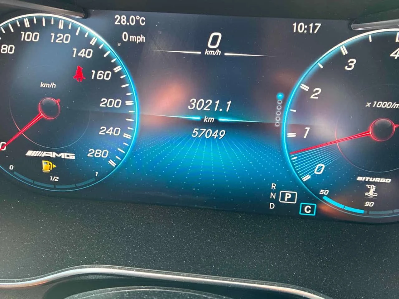 Mercedes-Benz GLC * AMG 43 * АВТОКРЕДИТ БЕЗ ПЪРВОНАЧАЛНА ВНОСКА* , снимка 12 - Автомобили и джипове - 54829122