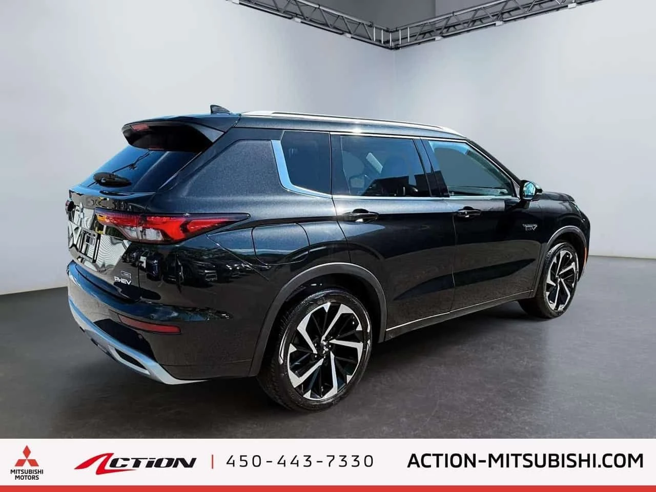 Mitsubishi Outlander GT S AWC Plug in Hybrid , снимка 5 - Автомобили и джипове - 55013260