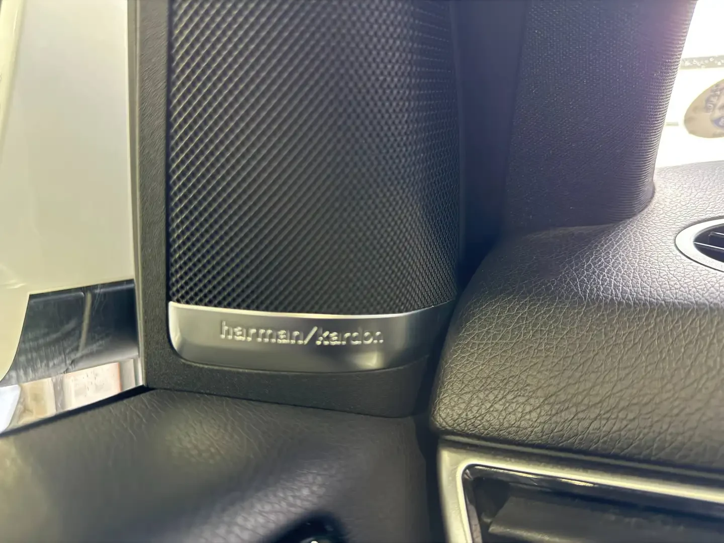 Mercedes-Benz GLE 350 AMG* Масаж* Harman Kardon, снимка 11 - Автомобили и джипове - 55187121