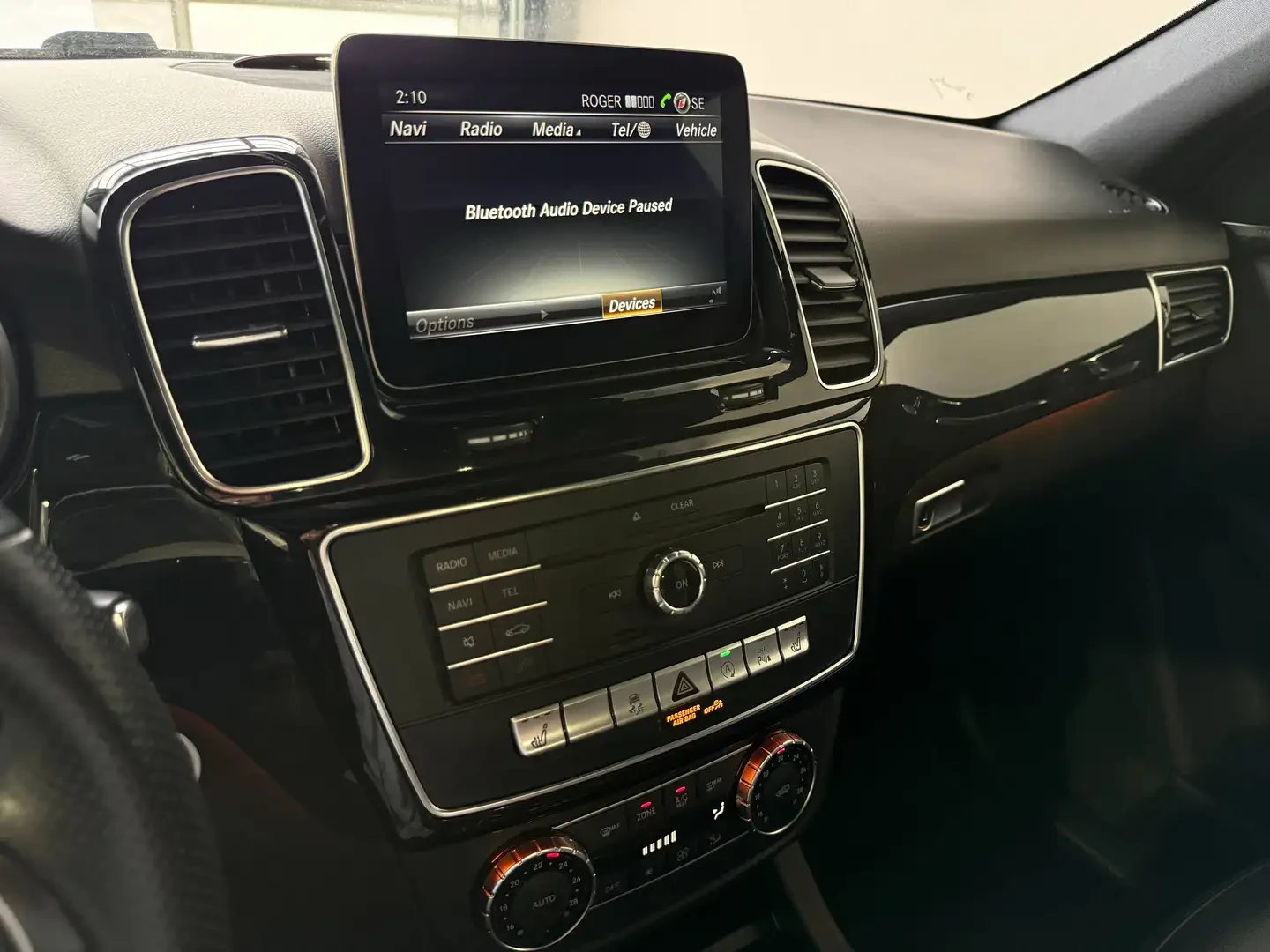 Mercedes-Benz GLE 350 AMG* Масаж* Harman Kardon, снимка 13 - Автомобили и джипове - 55187121