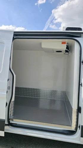 Renault Master НОВ L3H2 Red ХЛАДИЛЕН , снимка 11