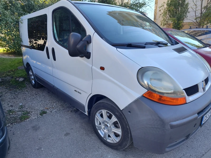 Renault Trafic, снимка 1 - Бусове и автобуси - 47655833