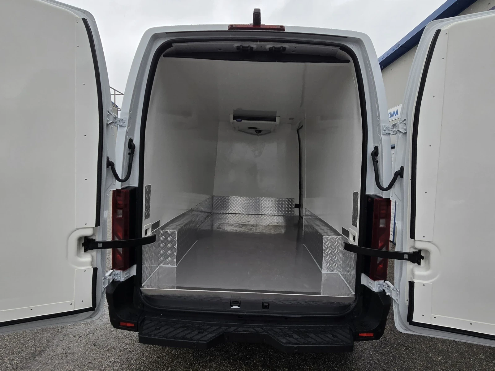 Renault Master  L3H2 Red  - 20  | Mobile.bg   12