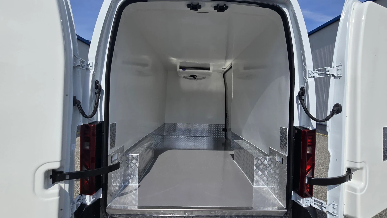 Renault Master НОВ L3H2 Red ХЛАДИЛЕН , снимка 9 - Бусове и автобуси - 47711301