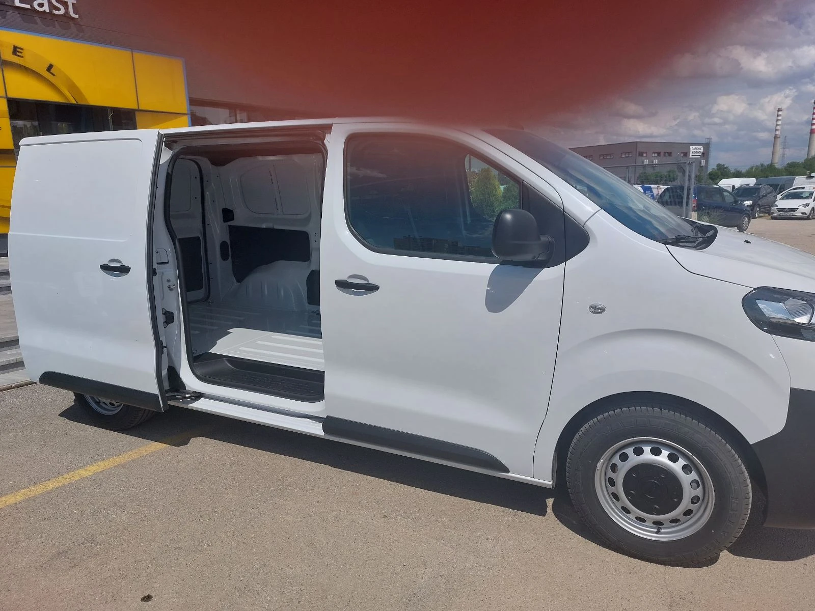 Opel Vivaro ELECTRIC PANEL VAN L1H1 100 kW/ 75 kW Battery - изображение 5