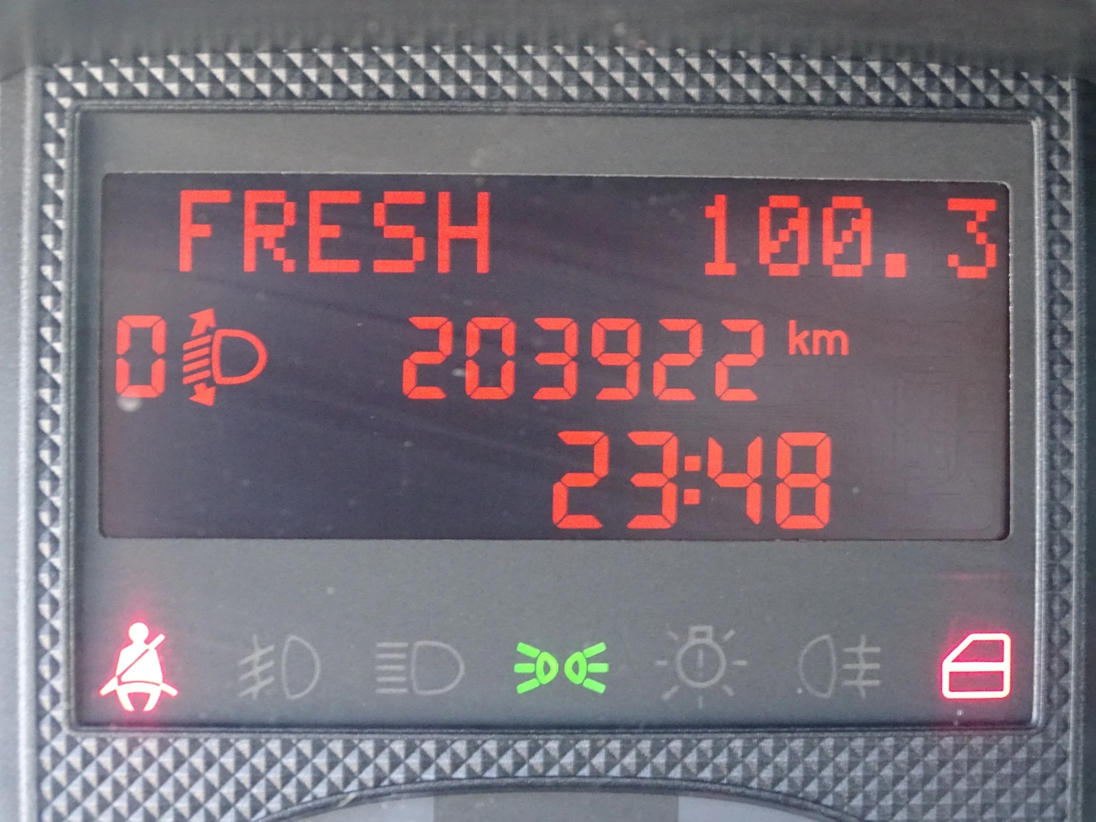 Iveco Daily * * ЩОРА С БОРД* * ВНОС ОТ ШВЕЙЦАРИЯ , снимка 15 - Бусове и автобуси - 54126046