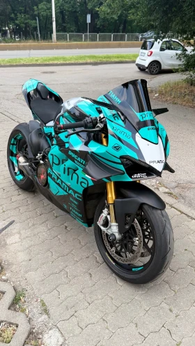 Ducati Panigale V4S, снимка 1