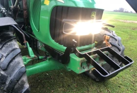 Трактор John Deere 5720, снимка 8