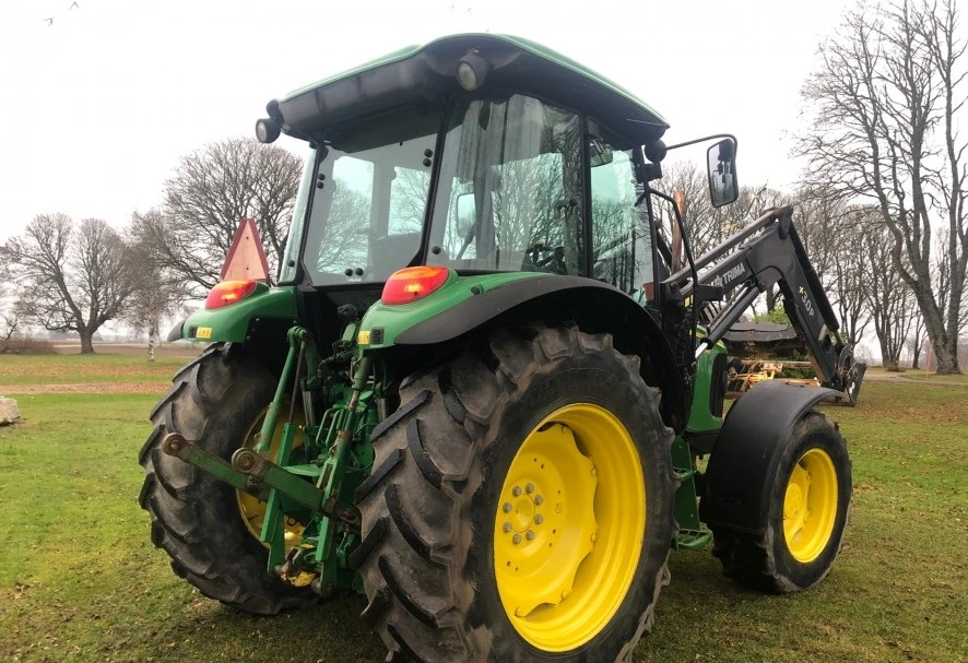 Трактор John Deere 5720, снимка 4 - Селскостопанска техника - 55932413