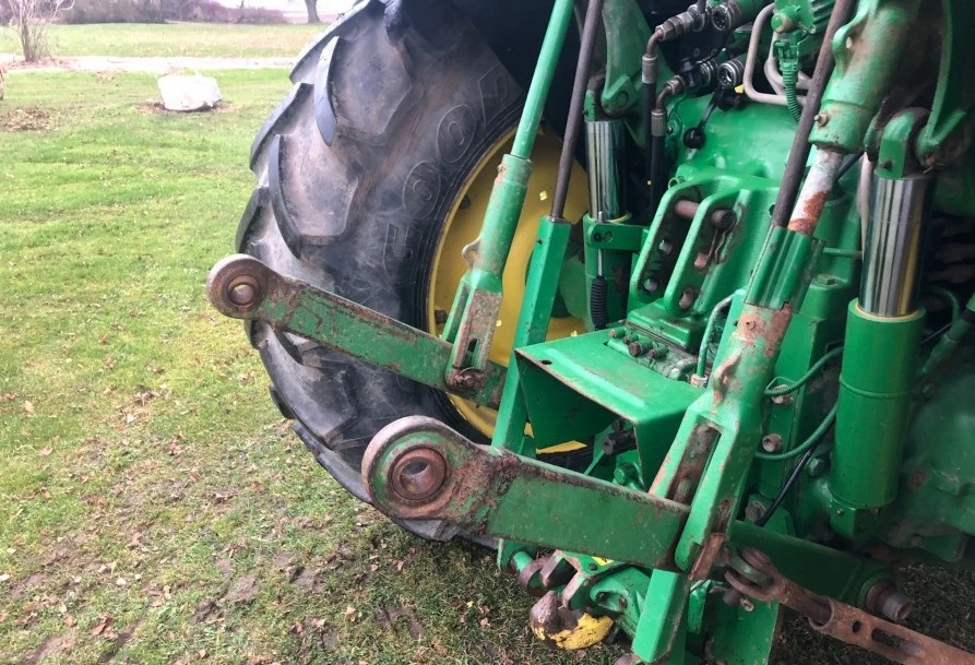 Трактор John Deere 5720, снимка 10 - Селскостопанска техника - 55932413