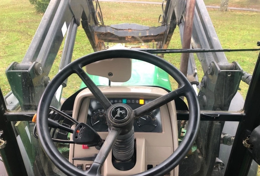 Трактор John Deere 5720, снимка 14 - Селскостопанска техника - 55932413