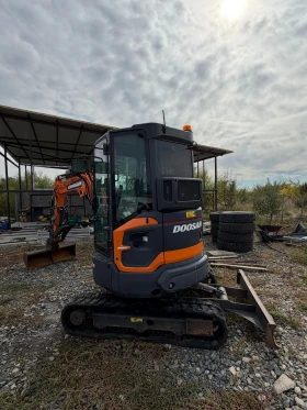 Багер DOOSAN, снимка 3