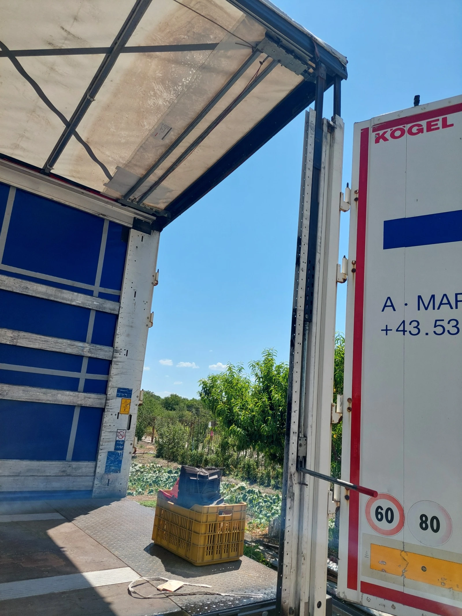 Полуремарке Koegel SN24 ОЛЕКОТЕНО С ПОВДИГАЩ ТАВАН, снимка 8 - Ремаркета - 54099853