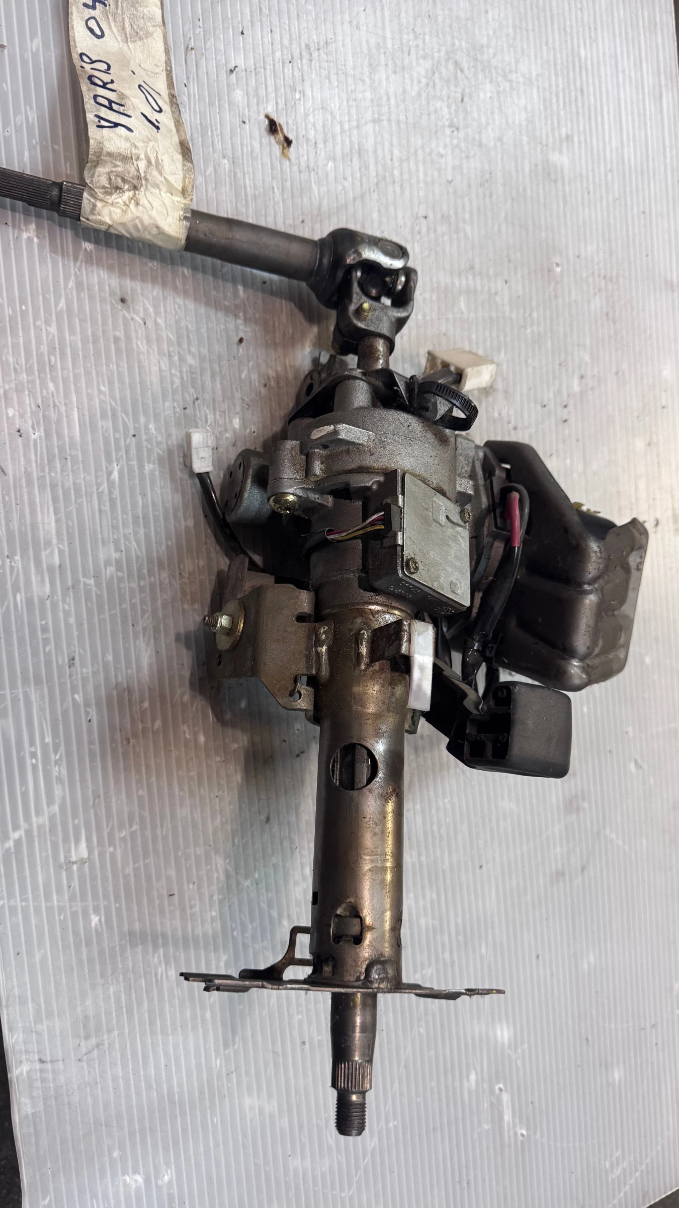    /       Toyota Yaris - 995-09000 / 160800-0161 / 5F13 | Mobile.bg   1