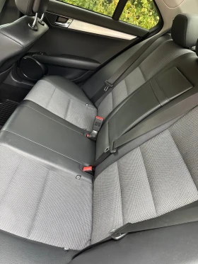 Mercedes-Benz C 220, снимка 11