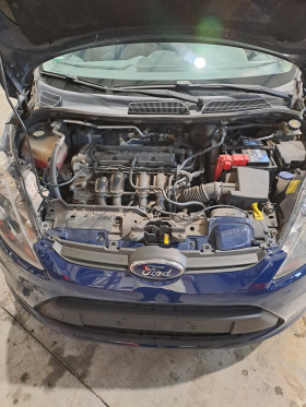 Ford Fiesta 1.2, снимка 7 - Автомобили и джипове - 45282448