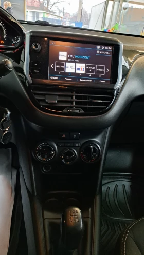 Peugeot 208 PureTech - 6850 € / 13397.44 лв. - 34824320 10