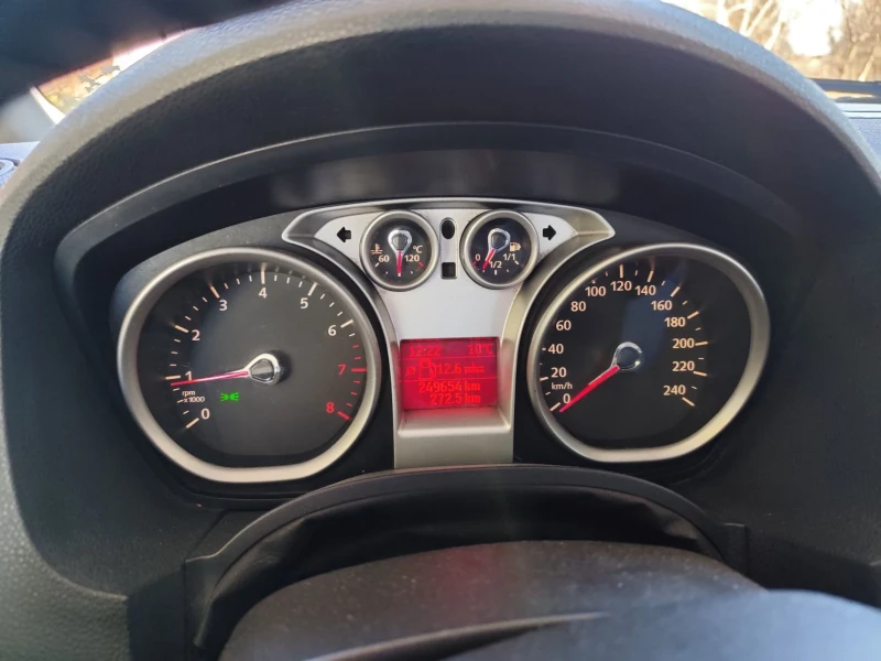 Ford C-max 2.0ГАЗ, face, снимка 13 - Автомобили и джипове - 51629584