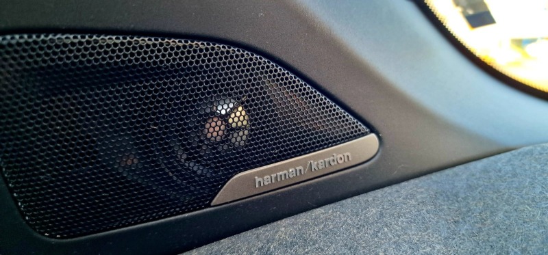 BMW i3 Термопомпа , LED , Harman Kardon , Панорама, снимка 7 - Автомобили и джипове - 45943161