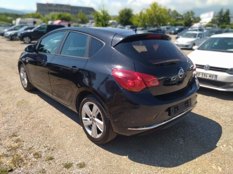 Opel Astra 1.4Бензин , 102хил.км, обслужена , снимка 5 - Автомобили и джипове - 46263222