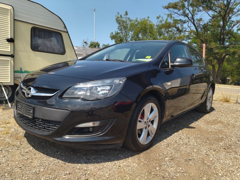 Opel Astra Бензин , 102хил.км, фейслифт , снимка 1 - Автомобили и джипове - 46263222