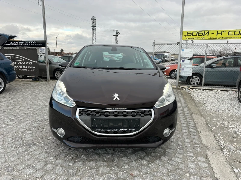 Peugeot 208 1.6 E-HDI#EURO 5#LED#КЛИМАТРОНИК#КРУИЗКОНТРОЛ, снимка 8 - Автомобили и джипове - 48270546