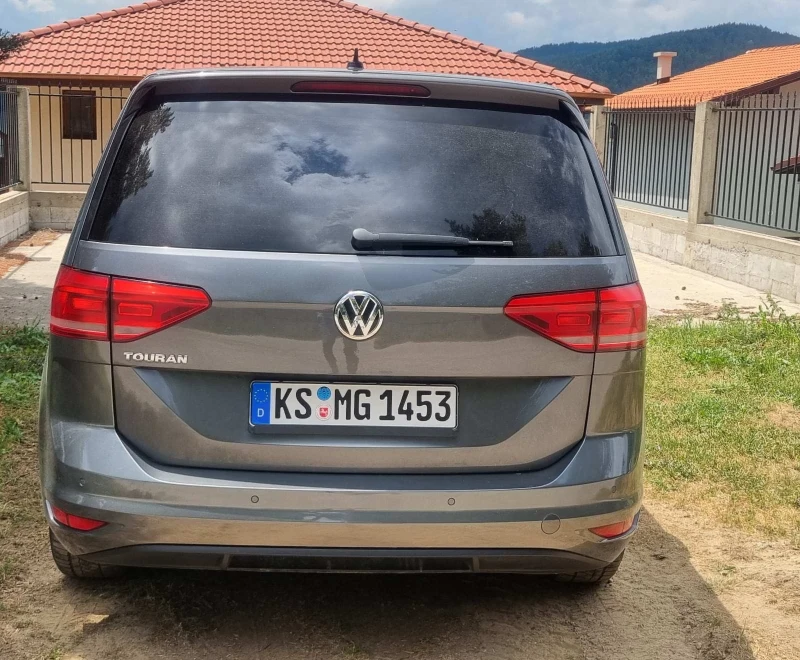 VW Touran 2.0 110 к.с. DSG Partronic, снимка 13 - Автомобили и джипове - 48731360