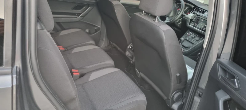 VW Touran 2.0 110 к.с. DSG Partronic, снимка 12 - Автомобили и джипове - 48731360