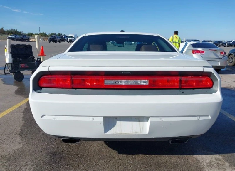 Dodge Challenger R/T 100TH ANNIVERSARY, снимка 5 - Автомобили и джипове - 49173419