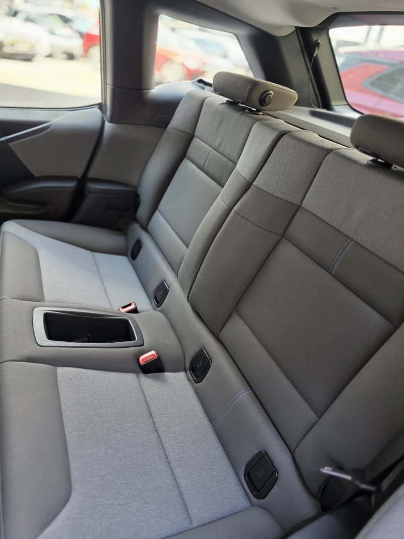 BMW i3 120Ah ГАРАНЦИЯ, снимка 17 - Автомобили и джипове - 50561379
