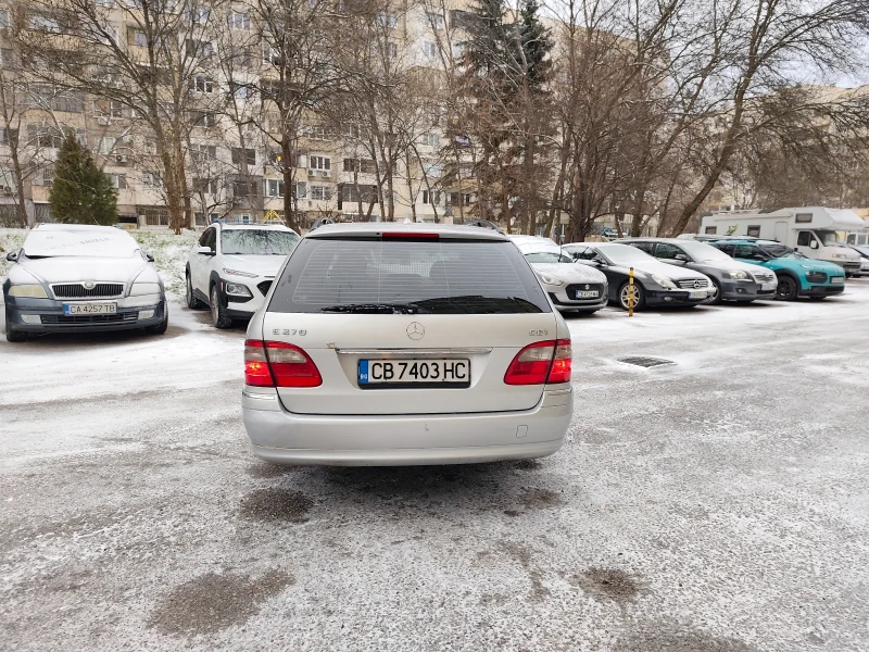 Mercedes-Benz E 270 2.7 CDI !АВТОМАТИК!* КЛИМАТРОНИК* !ТОП!!, снимка 4 - Автомобили и джипове - 53065530