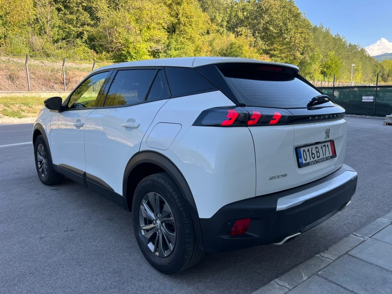 Peugeot 2008 1.2i АВТОМАТ EAT8, снимка 6 - Автомобили и джипове - 52033057
